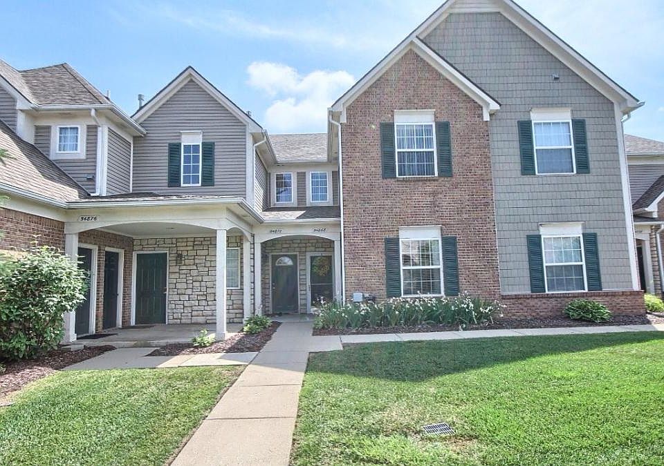 1st image of 54868 Monarch Dr
