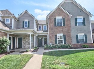 54868 Monarch Dr, Shelby Township, MI 48316