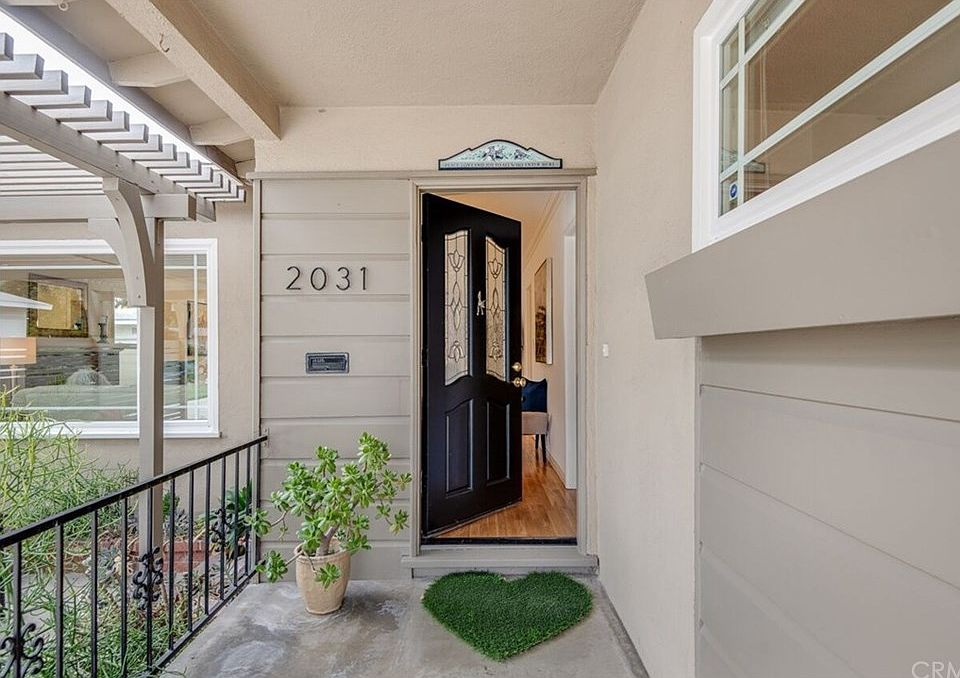 1st image of 2031 Poinsettia St