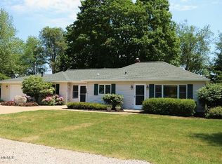 8444 Gull Rd, Richland, MI 49083