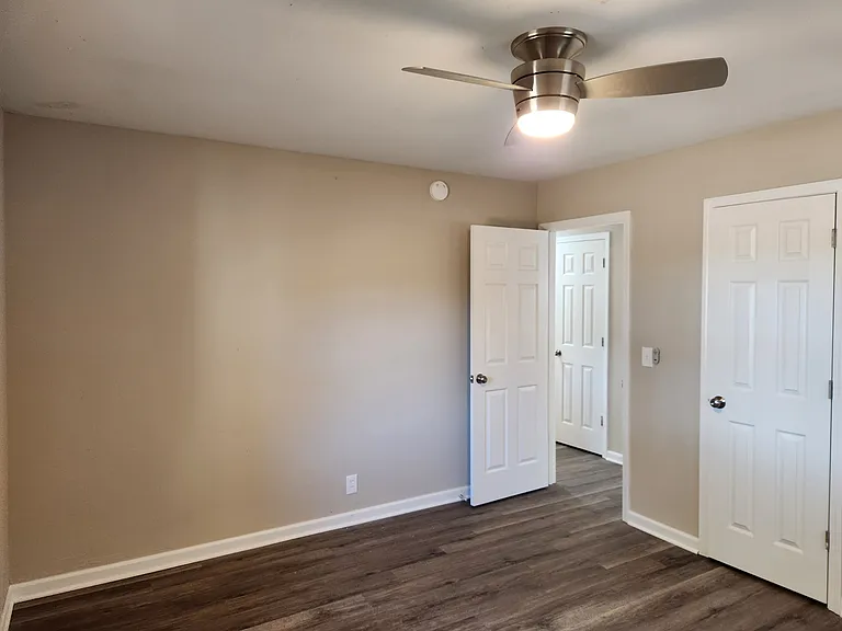 120 Chadwick Ave — Photo 34