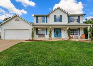 96 Mapleleaf Ct, Saint Peters, MO 63376