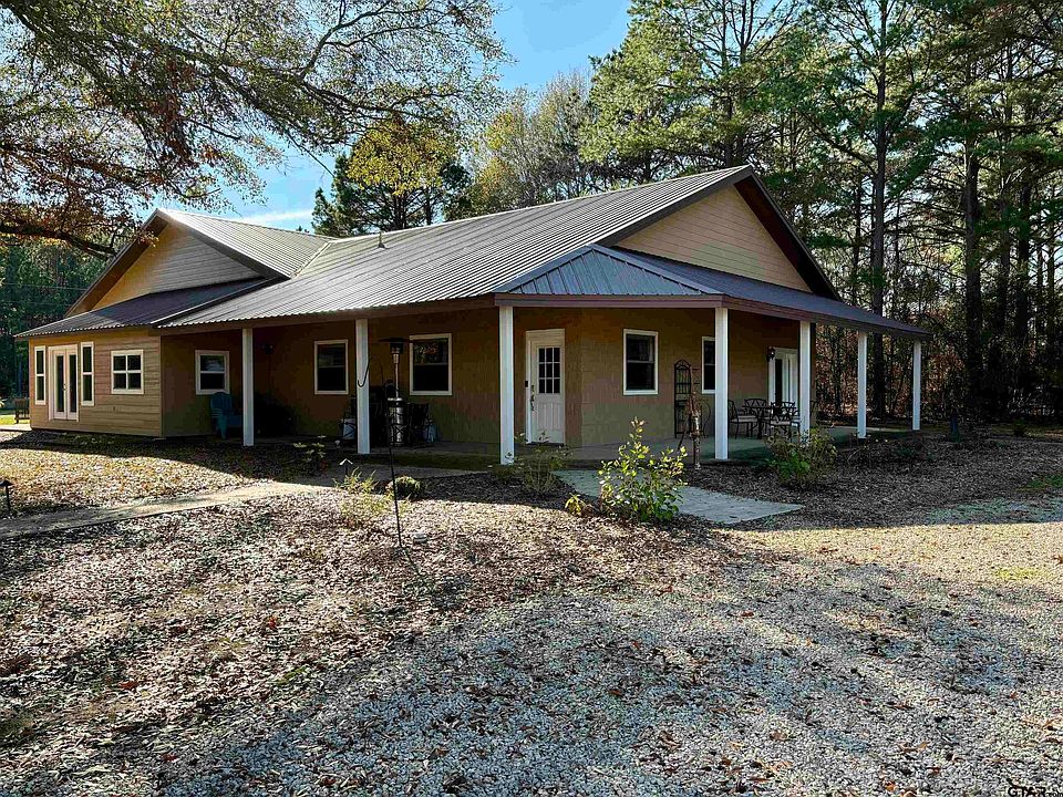 1st image of 24802 Chandelle Ln