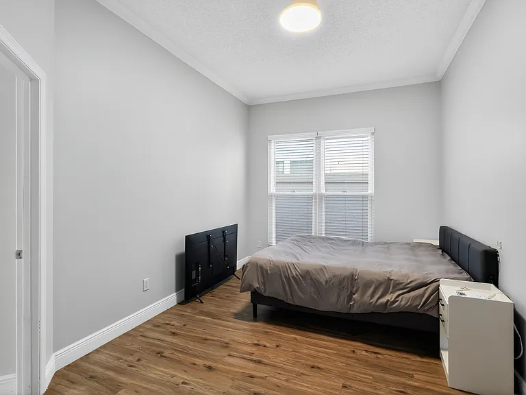 14402 Mandolin Dr — Photo 16