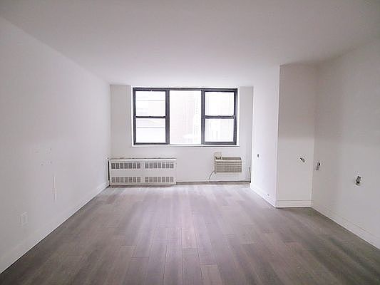 1st image of 359 E 62nd St APT 2D