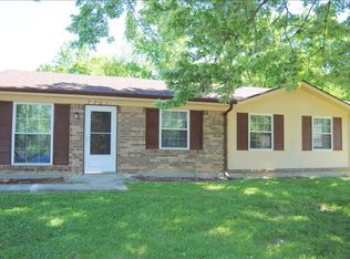 7701 Yvette Ct, Louisville, KY 40228