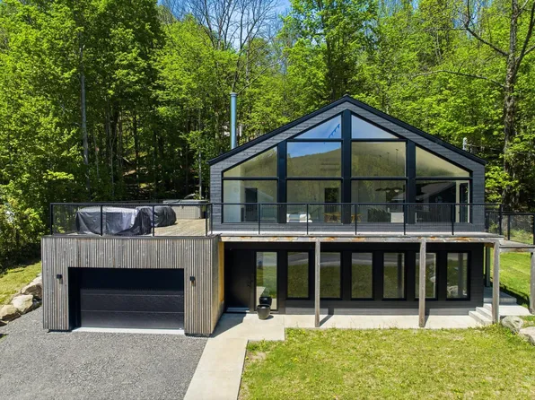434 Chemin Du Plateau, Sutton, QC J0E 2K0