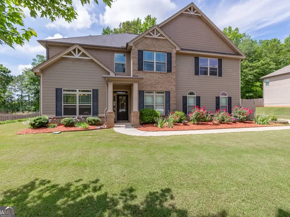 260 Savannah Dr, Senoia, GA 30276