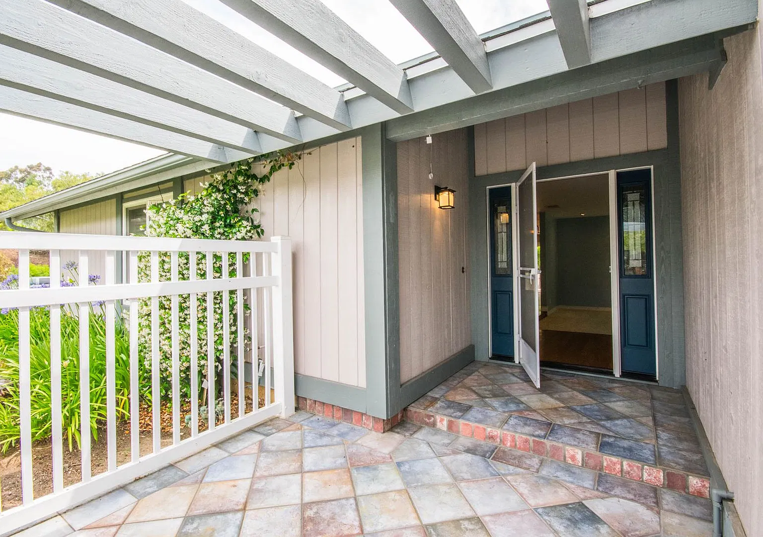 Resort Style Living 4 Bedroom Home! — Photo 3