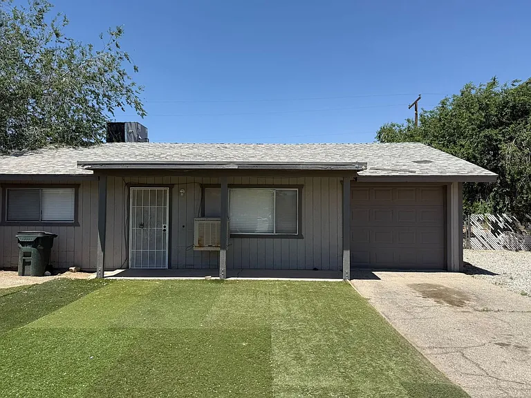 13340 Navajo Rd — Photo 15