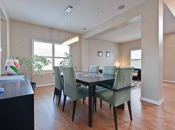 4th image of 8046 Orchard Cmns W