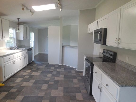 3rd image of 2532 25w Hwy