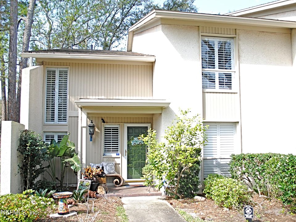 1st image of 10117 Leisure Ln