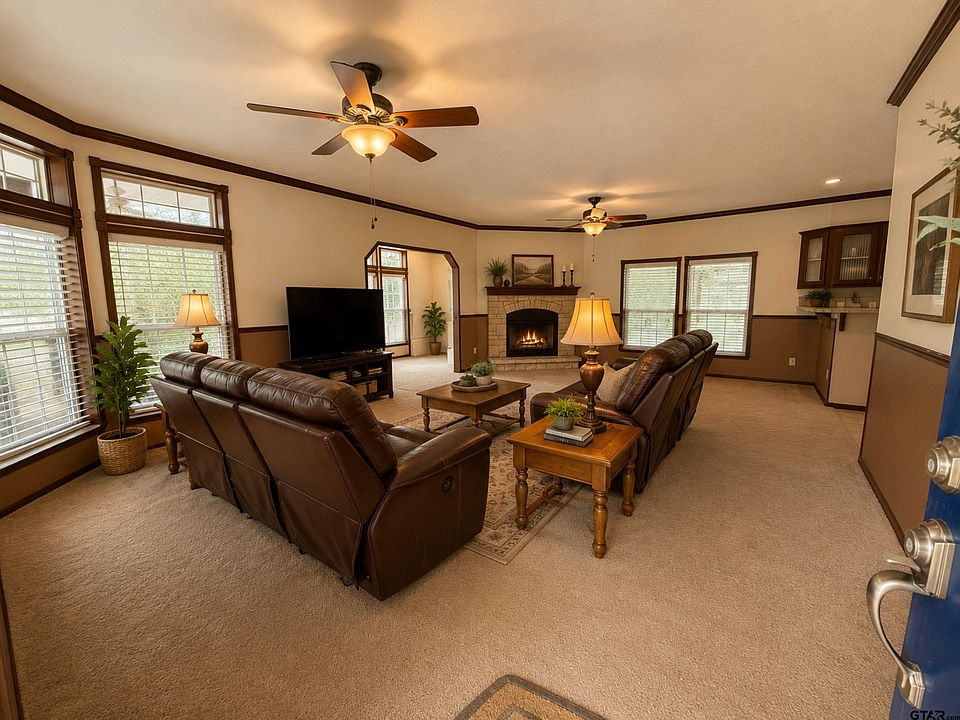 1st image of 15746 Casa Verde
