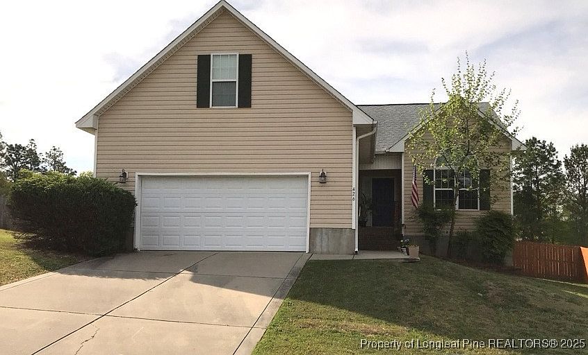 1st image of 426 Copper Creek Dr