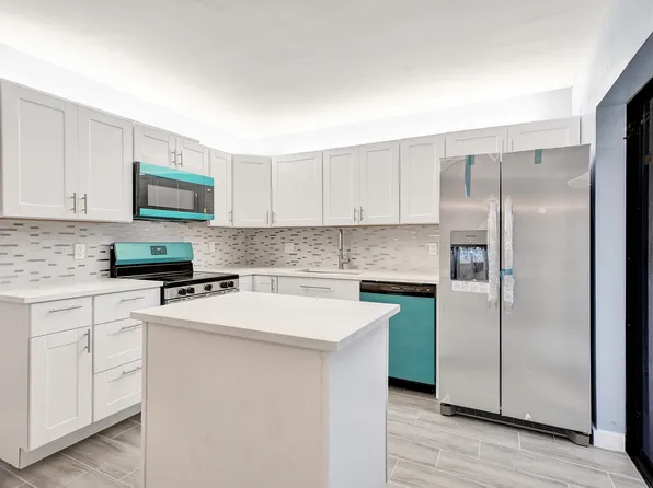 736 NW 98TH Circle, Plantation, FL 33324
