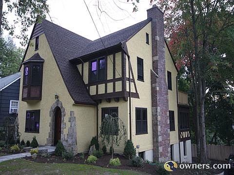 1st image of 20 Parkview Dr