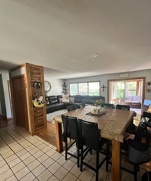 525 Meadow Ln — Photo 8