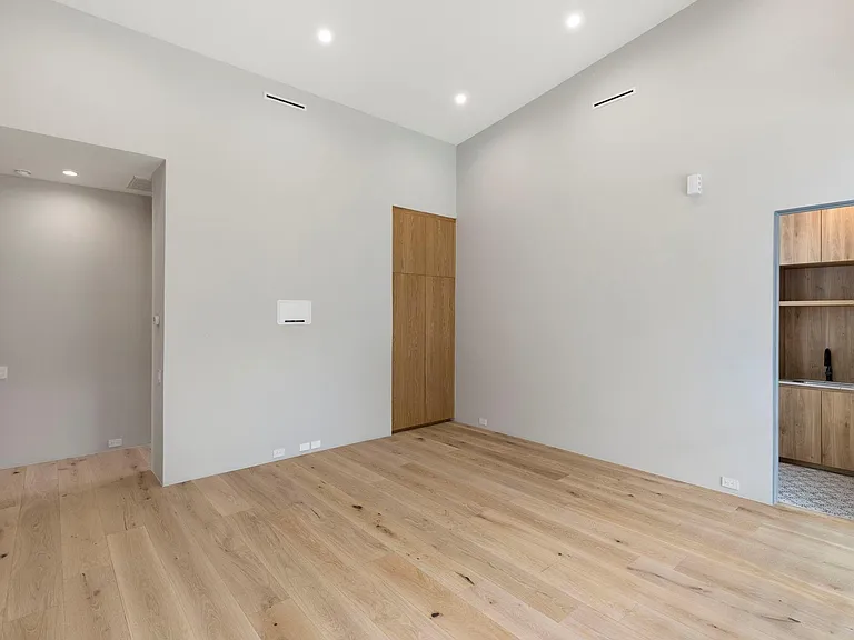 51 Huntsmans Horn Cir — Photo 17