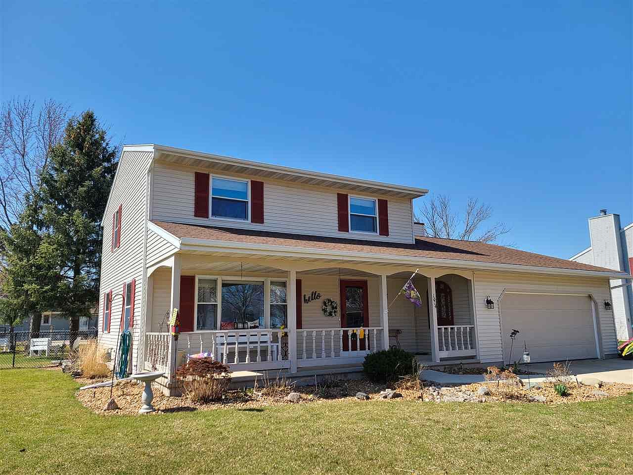 1014 Briarwood Ln, Fond Du Lac, WI 54935 Zillow