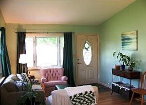 2nd image of 6 Broughton Dr