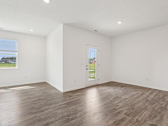 4th image of 5216 Cartland Dr