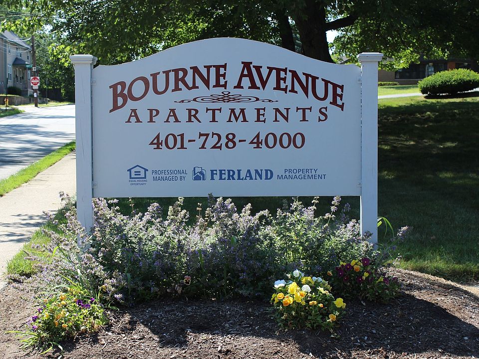 1st image of 130 Bourne Ave APT 11