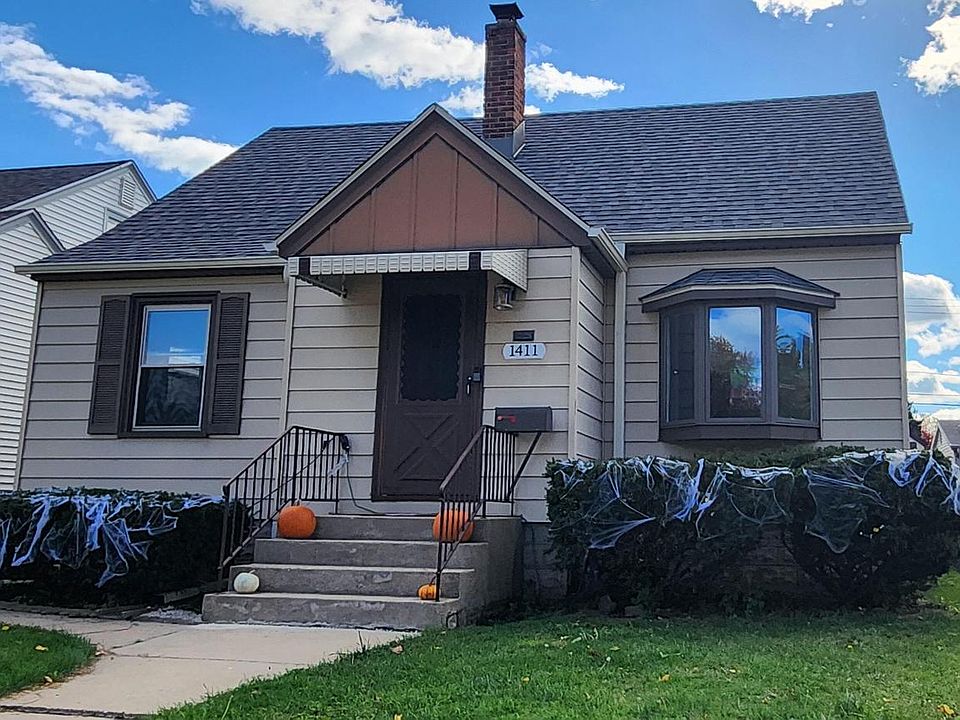 1st image of 1411 Marshall AVENUE