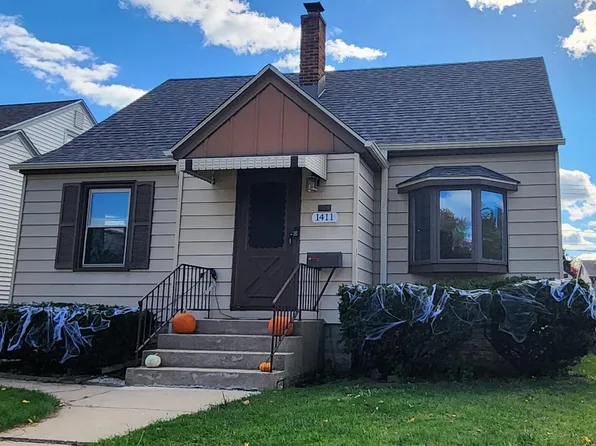 1411 Marshall AVENUE, South Milwaukee, WI 53172