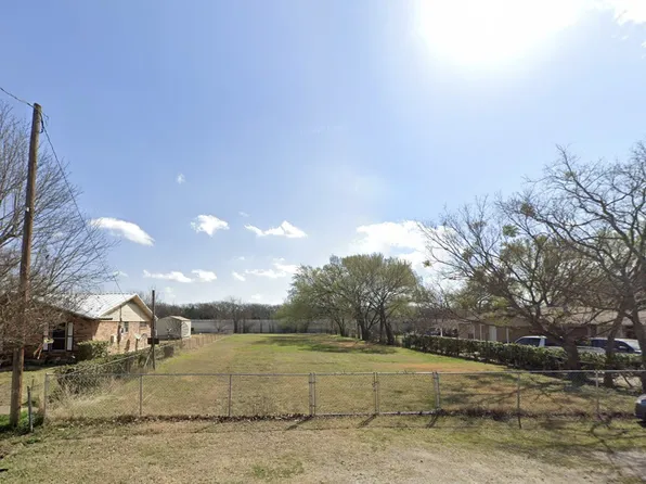 2500 Sheilah Dr, Balch Springs, TX 75180