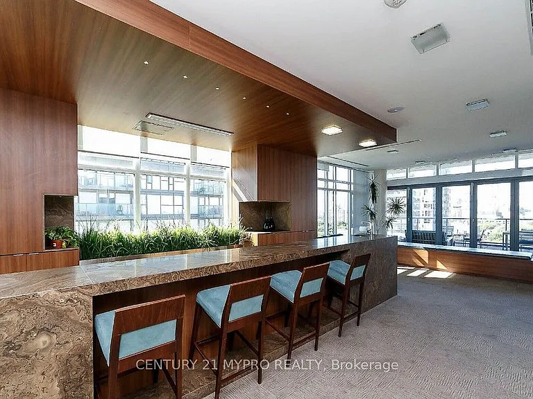 260 Sackville St #611 — Photo 12