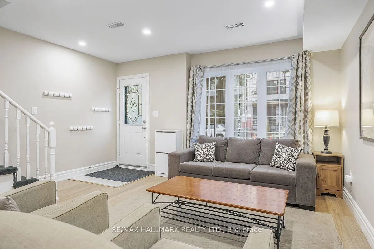 3 bed, $3,850 — Photo 3