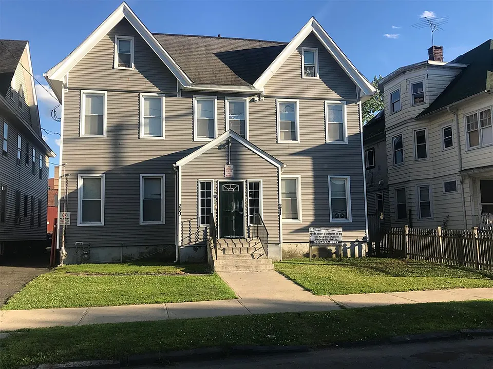 269 Laurel Ave