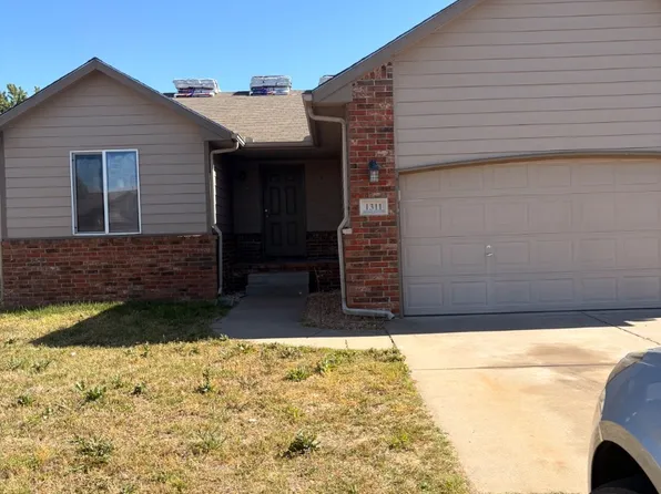 1311 E Berlin St, Haysville, KS 67060