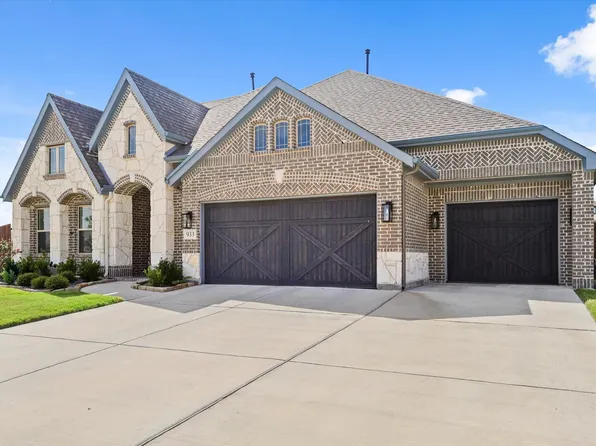 933 Homestead Dr, Desoto, TX 75115