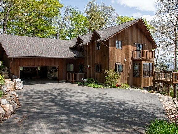 4th image of 24 Gilbert Cameron Ln