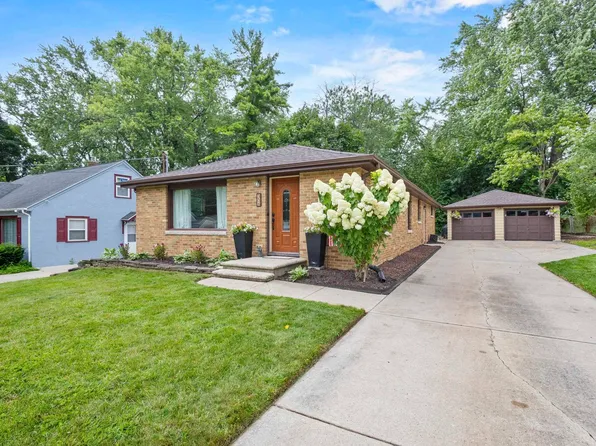 334 E Mission Rd, Green Bay, WI 54301