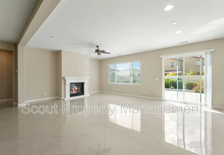 39157 Hidden Creek Ln — Photo 4