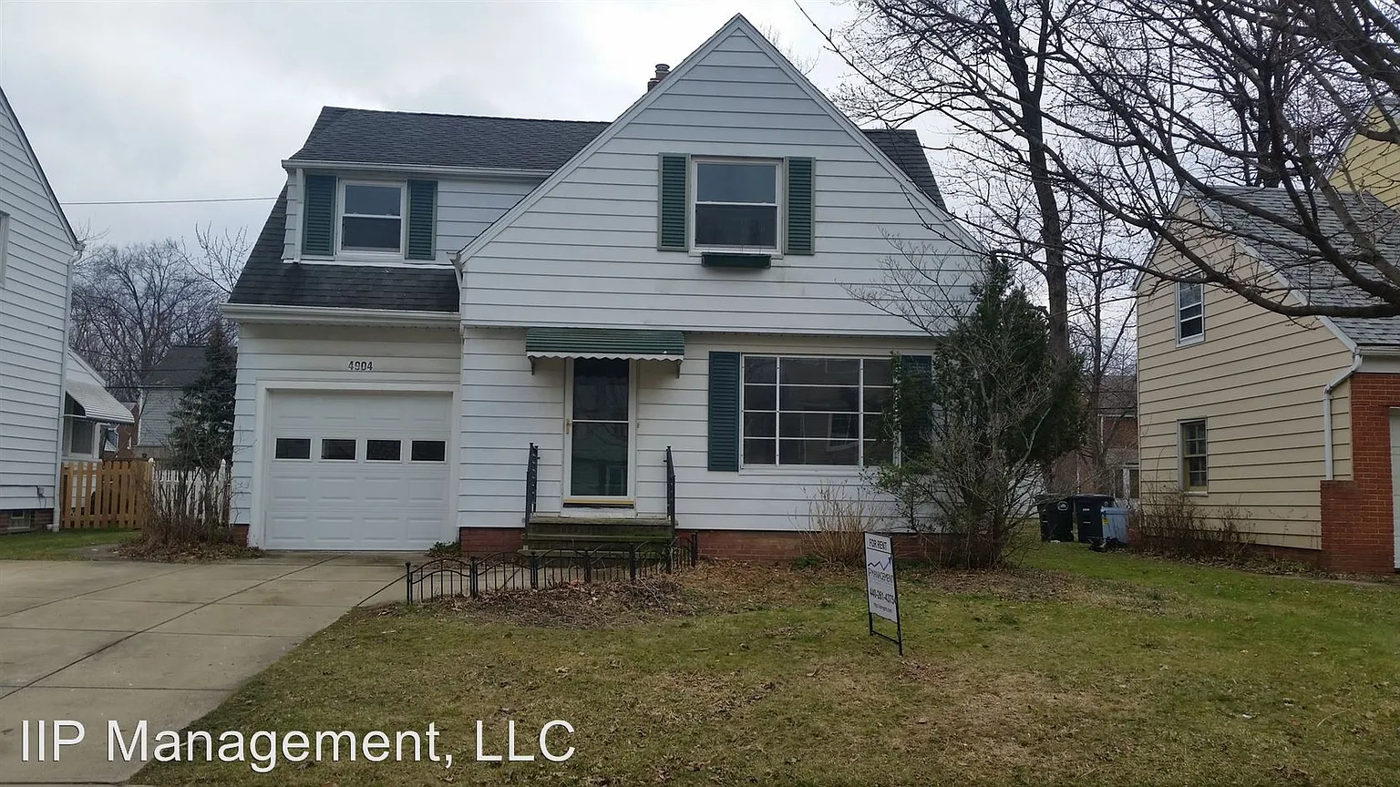 4904 Edsal Dr photo 1