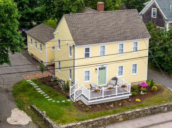 281 York Street, York, ME 03909