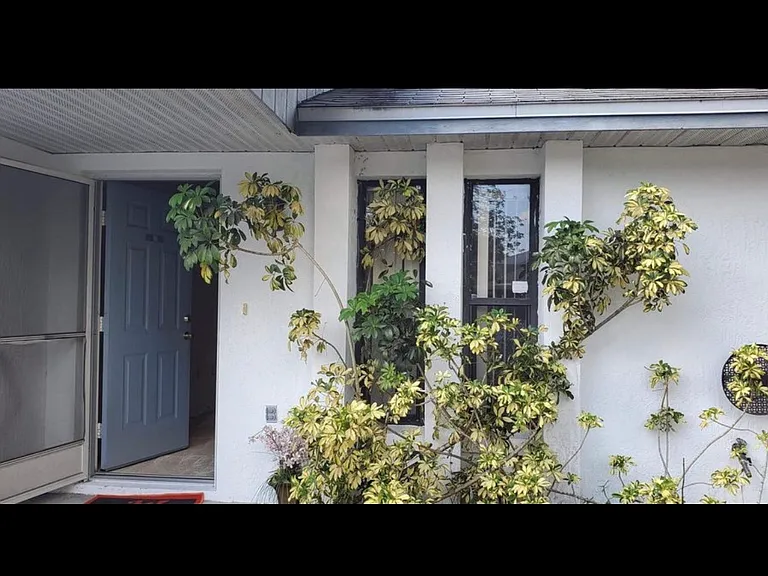 6333 Conductor Ct — Photo 8