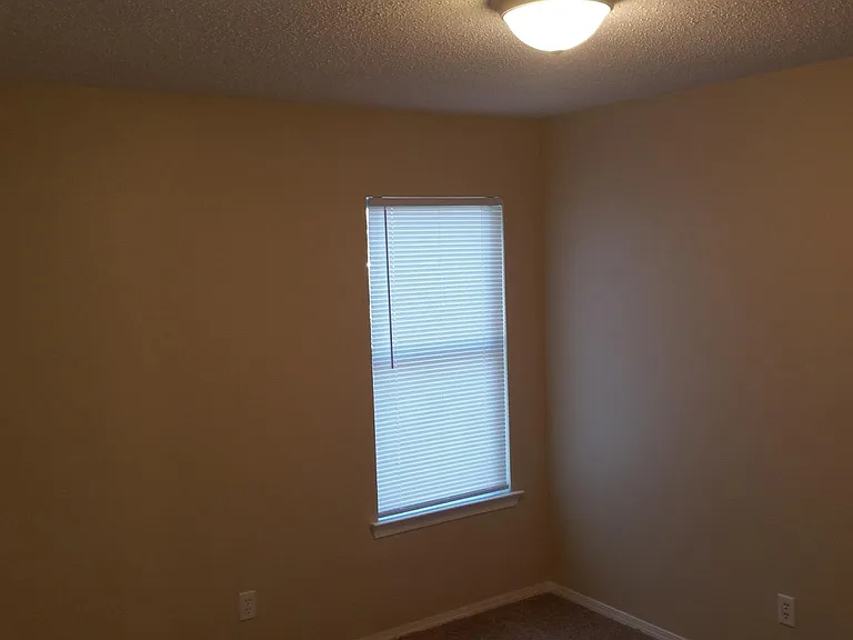 5722 Pheasant Ct — Photo 7