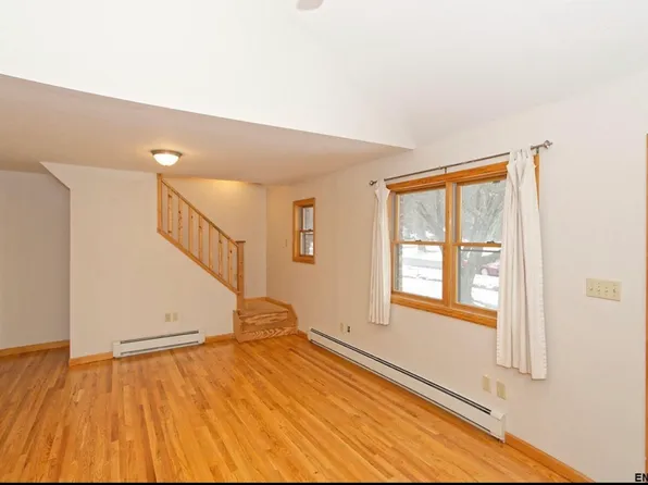 13 Grayceland Ave Unit 2, Clarksville, NY 12041