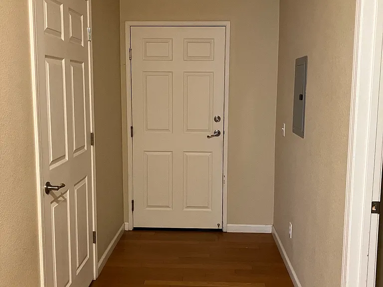 357 Acacia St #3 — Photo 9