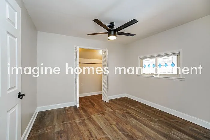 2828 Pine St — Photo 11