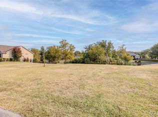 2812 Scenic Lake Dr, New Athens, IL 62264