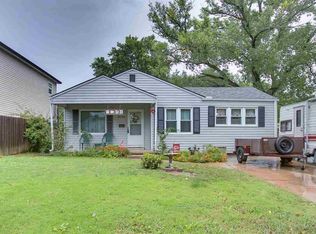 2725 E Conamore St, Wichita, KS 67216