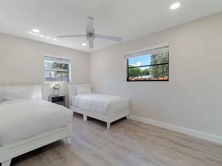 712 Tradewind Dr — Photo 26