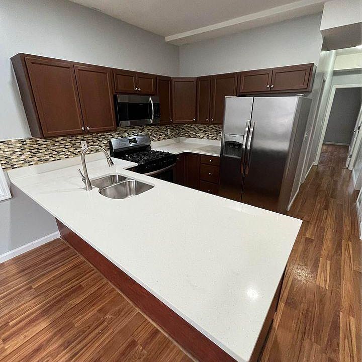 1st image of 113 Morris St #1