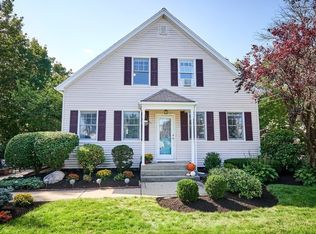 14 Hanson St, Wakefield, MA 01880